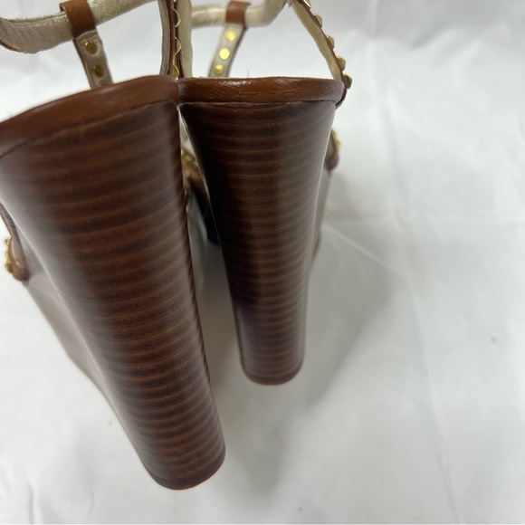 New MICHAEL Michael Kors Brown Gold Wedge Sandals - Picture 3 of 5